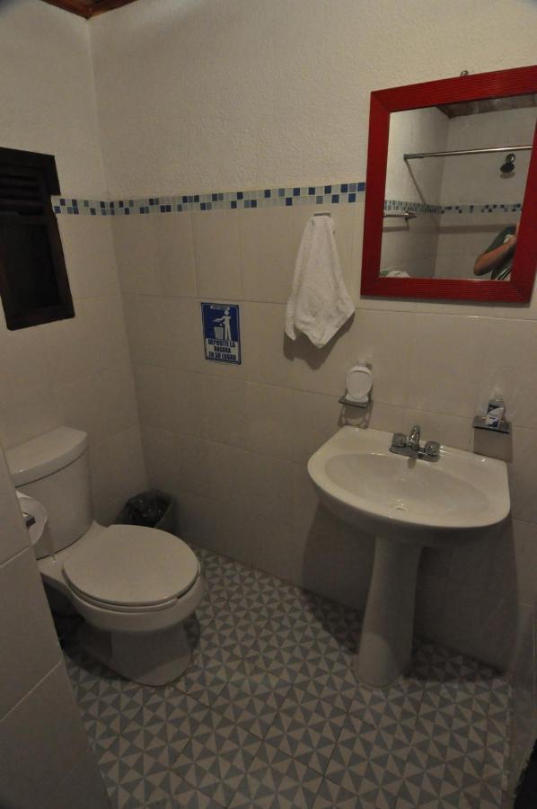 Hotel Dugelay San Cristóbal de Las Casas Kültér fotó